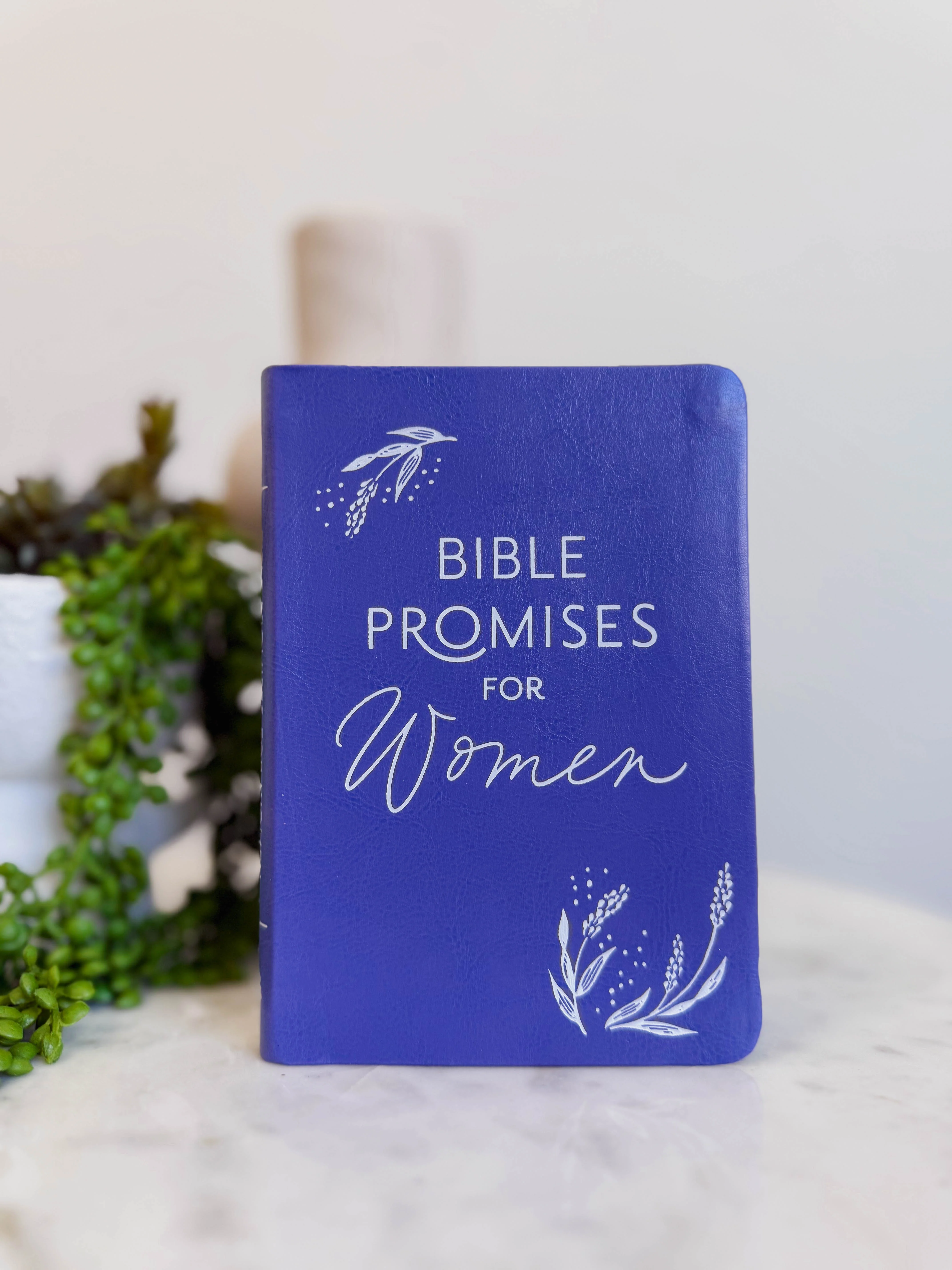 Bible Promises for Women - Devotional Book - Image 5