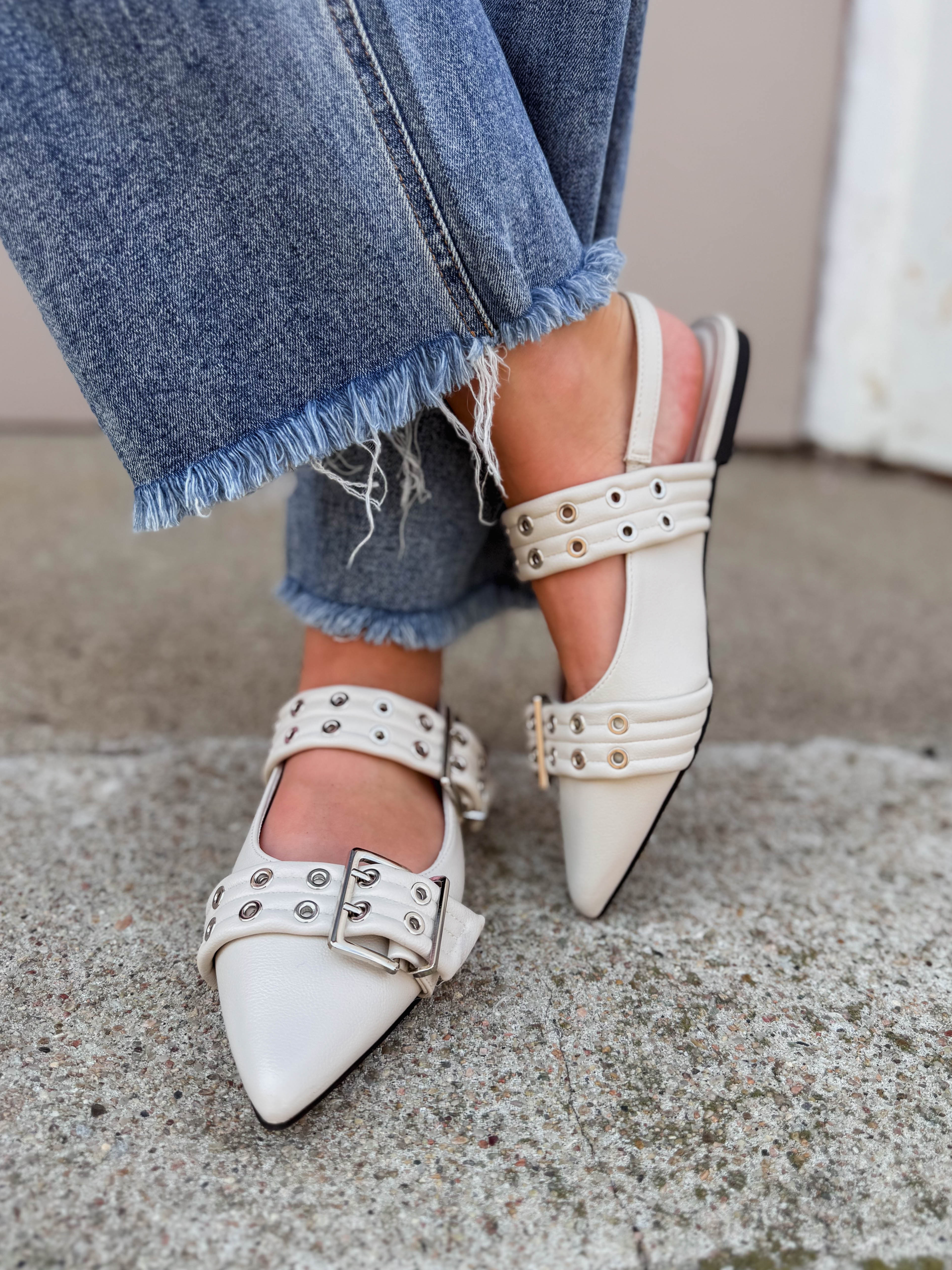 Corky's On The Prowl Flats-Ivory - Image 3