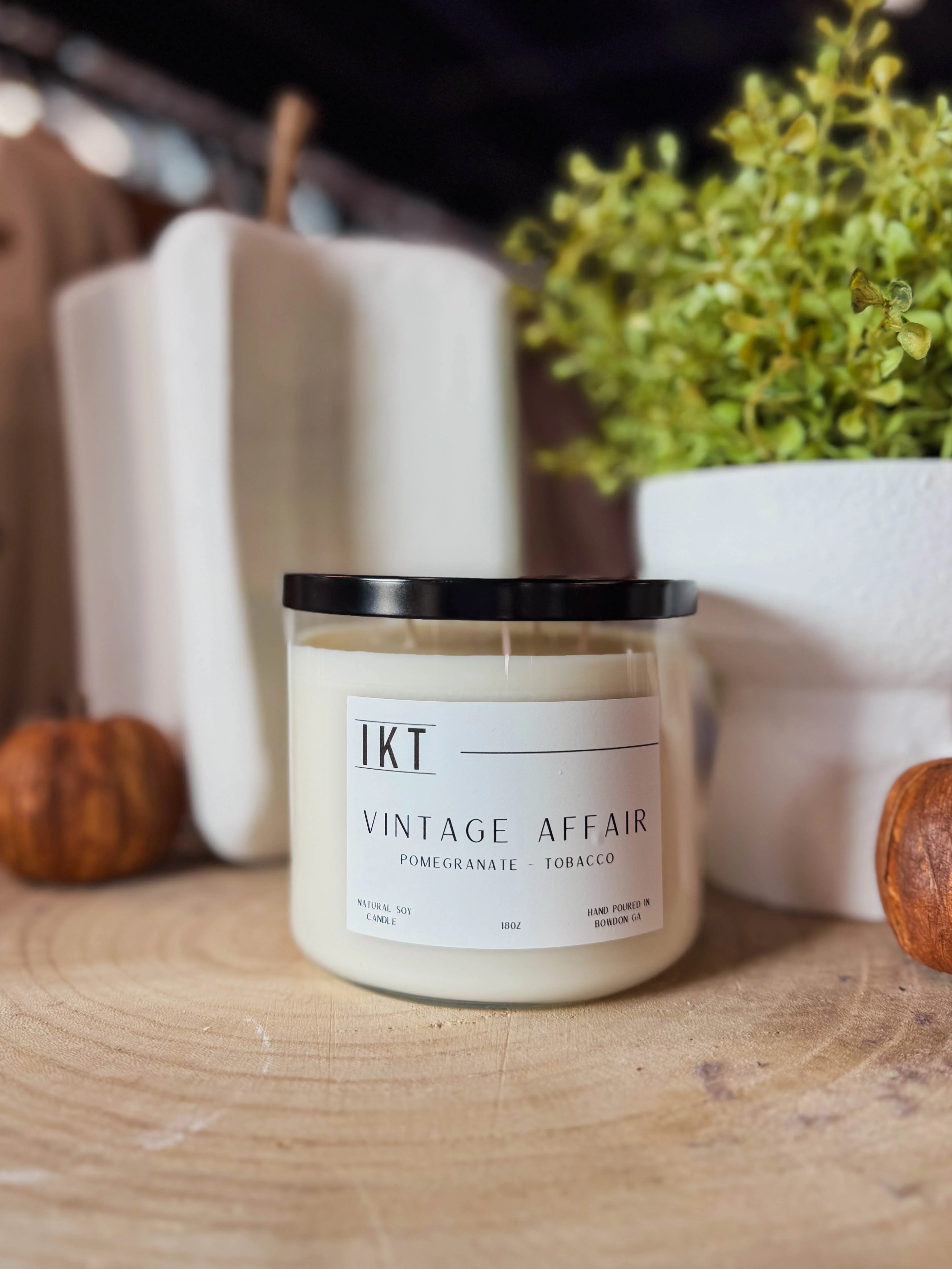 Flicker + Flame 18oz Candle-Vintage Affair