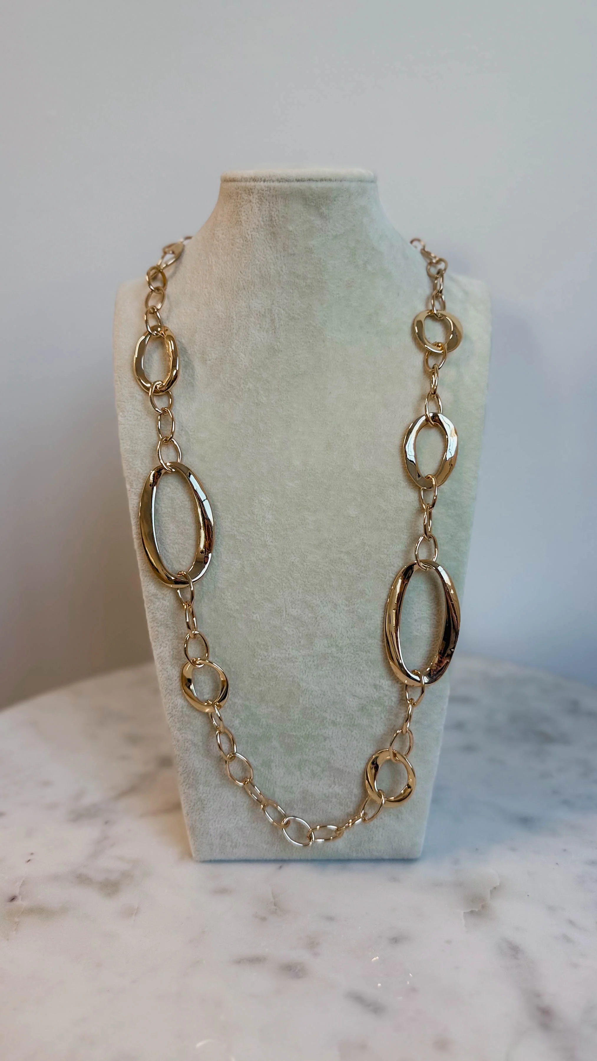 Gold Geometric Open Circle Necklace - Image 2