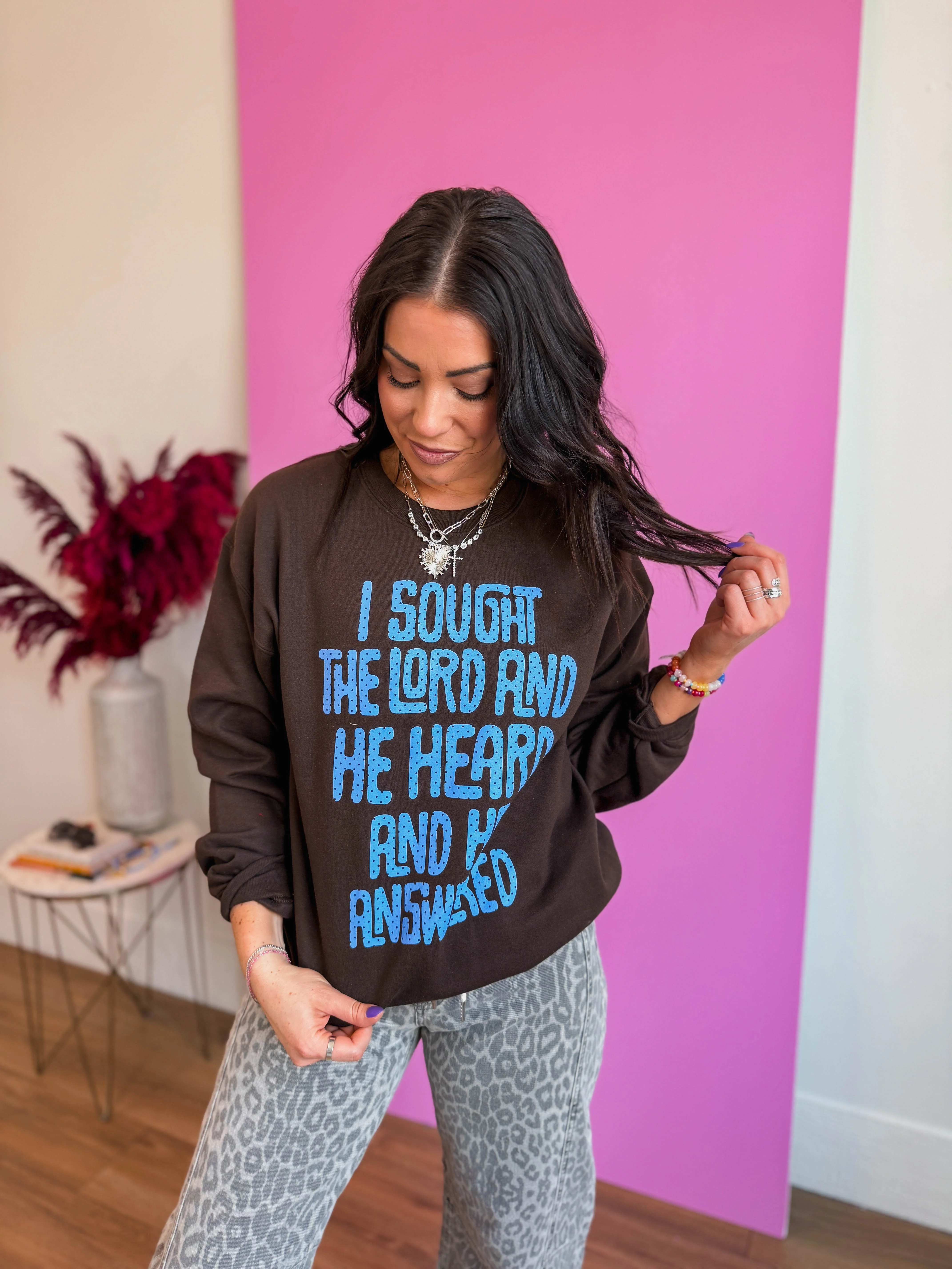 I Sought The Lord Crew - Image 11