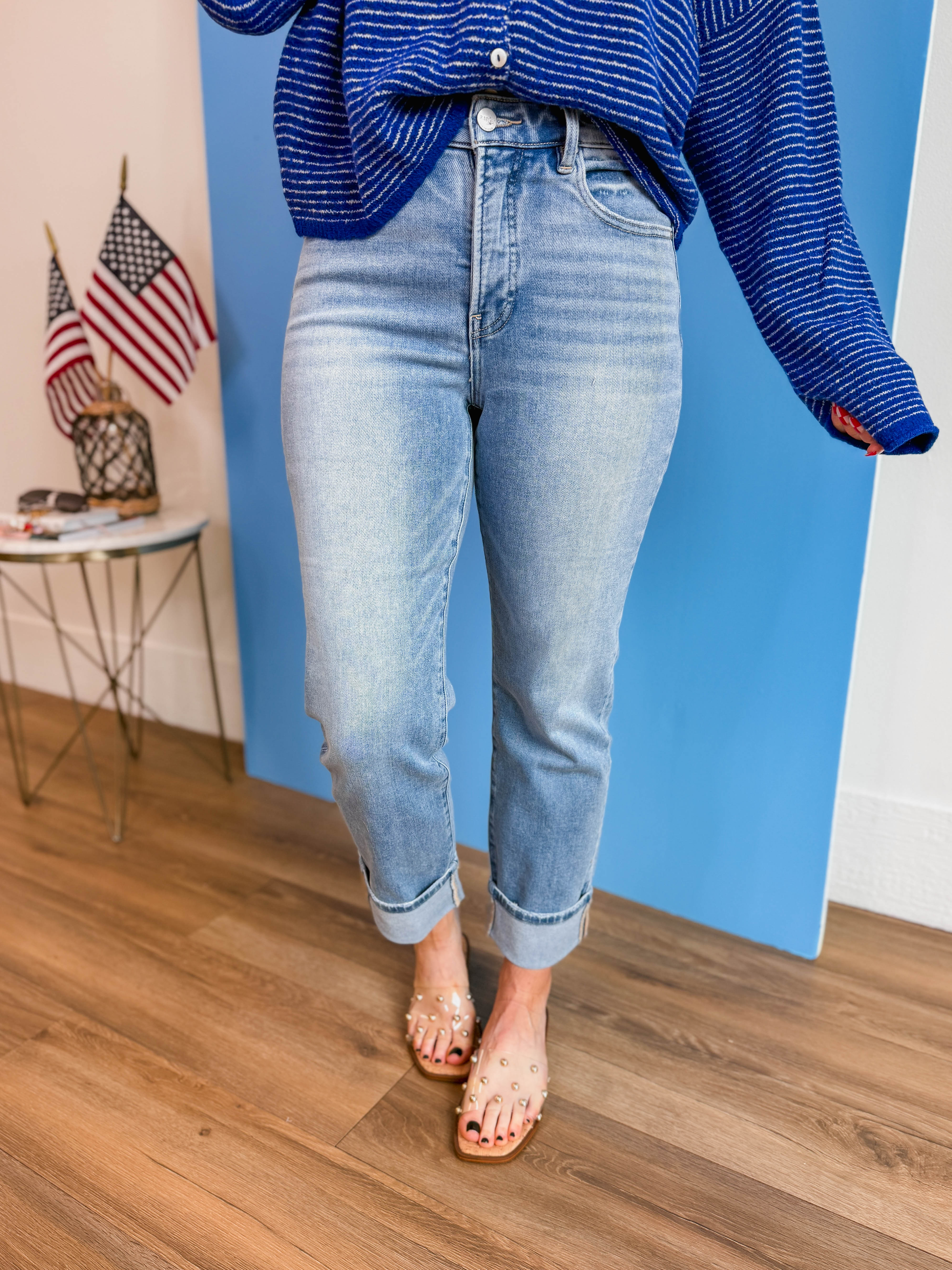 Molly High Rise Cuffed Denim-Light Wash - Image 3