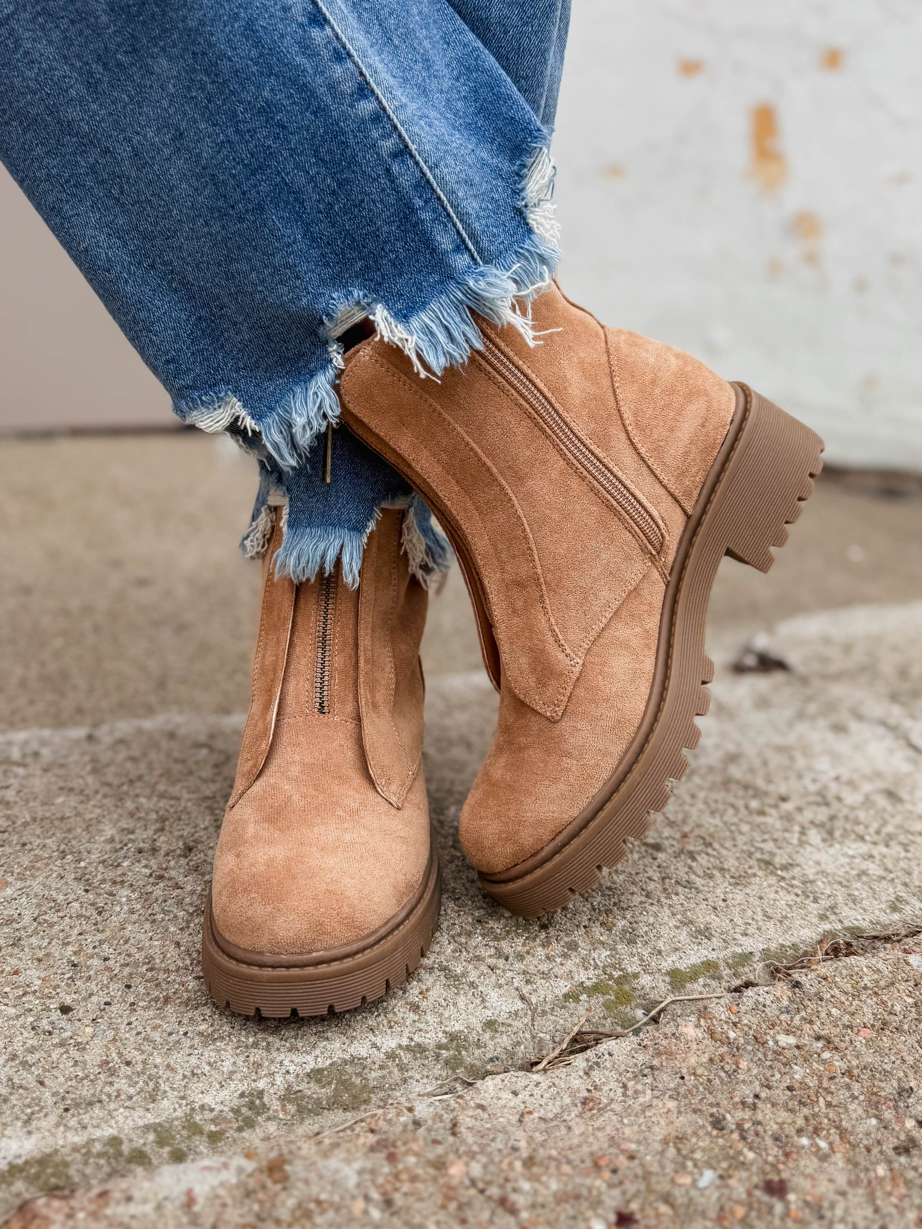 Corky's Unzip Me Boot